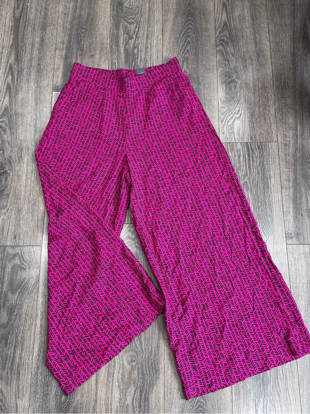 torrid Hot Pink Chevron-Print Wide Leg Pants